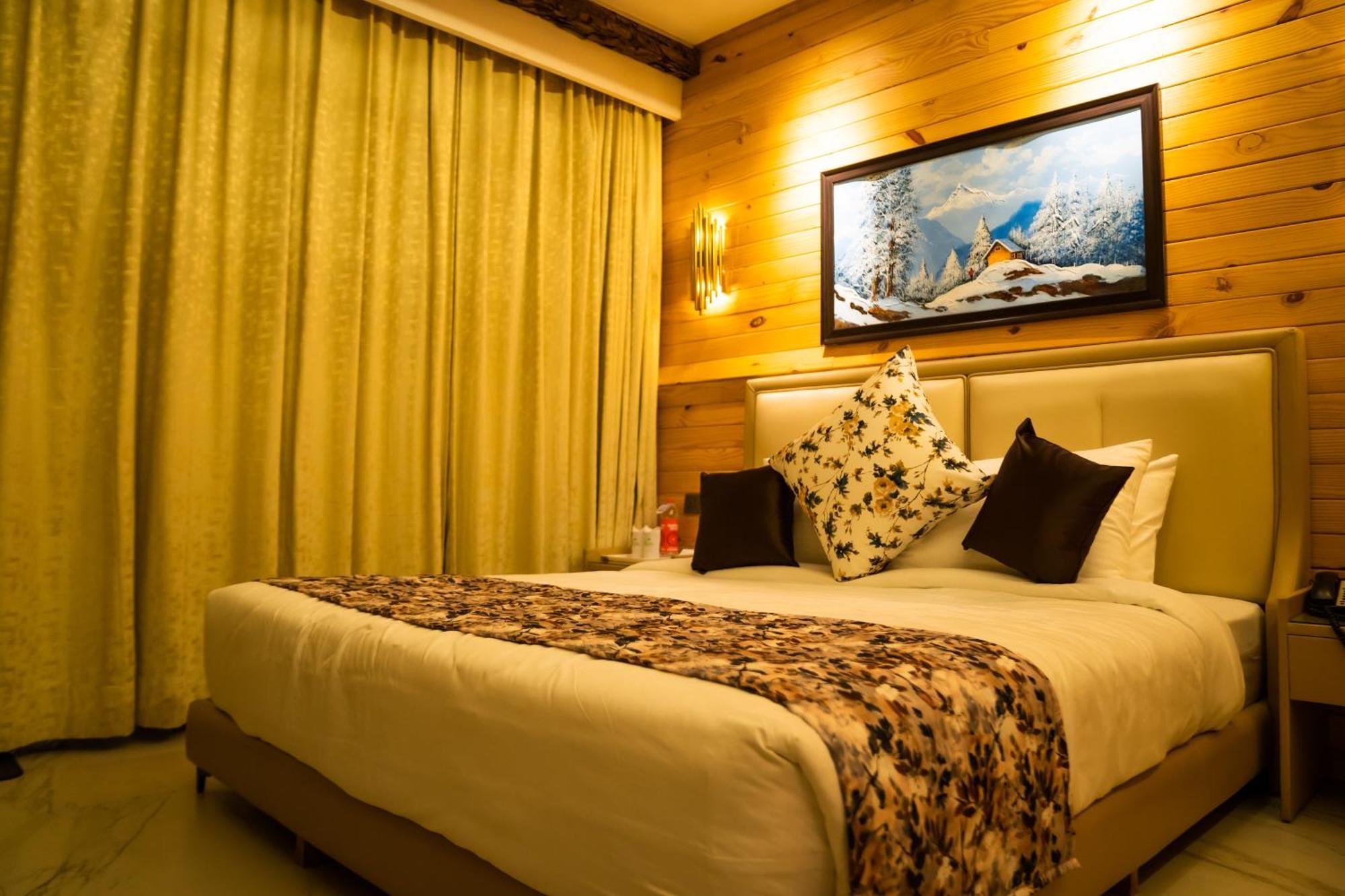 Kasauli Hills Resort Exterior photo